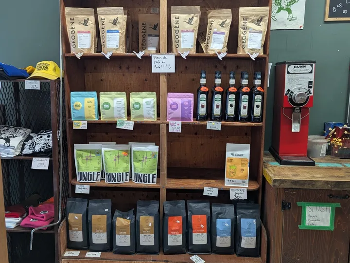Cafés en grains de torréfacteurs du Québec